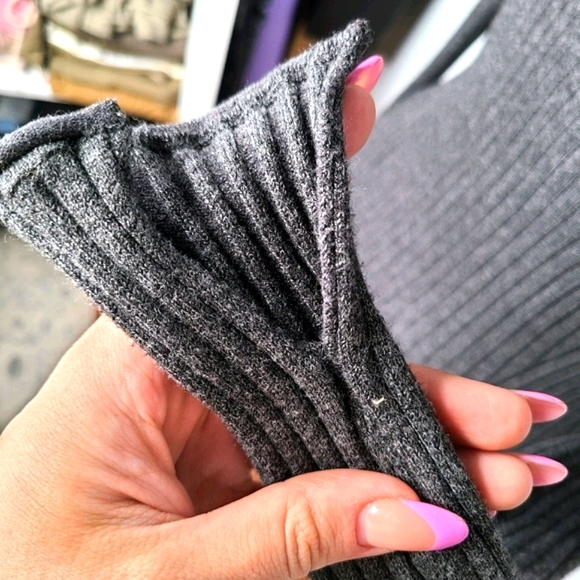 Zara Dark Grey turtle neck long sleeve - Picture 8 of 9